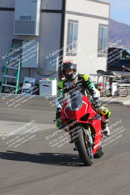 media/Mar-20-2023-Moto Forza (Mon) [[d0bbc59e78]]/Around the Pits/